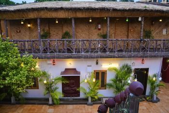 Oyo Heritage Charbagh 3*